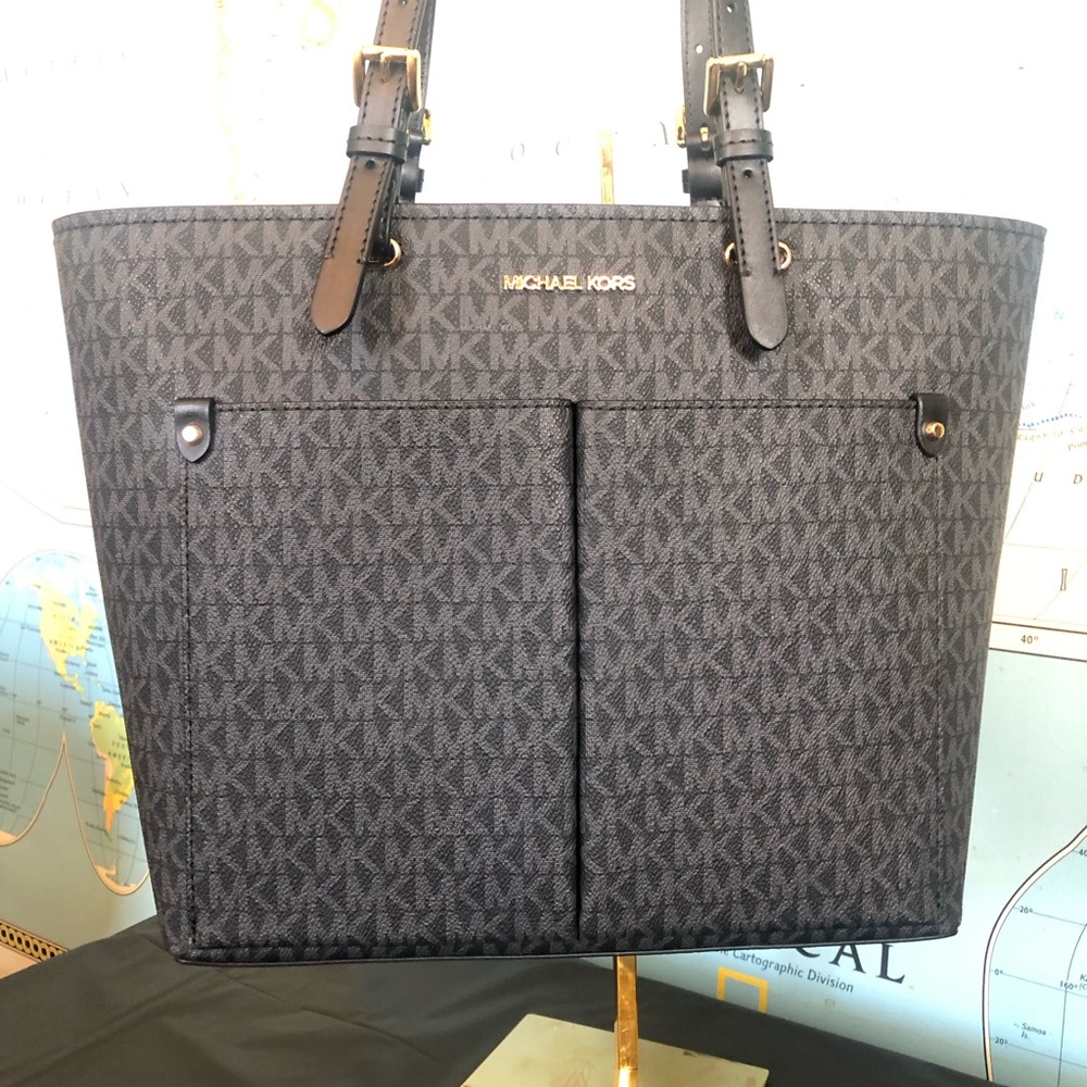 Jet Set Michael Kors new w/tags; black icon pebble leather 2 front slip pockets